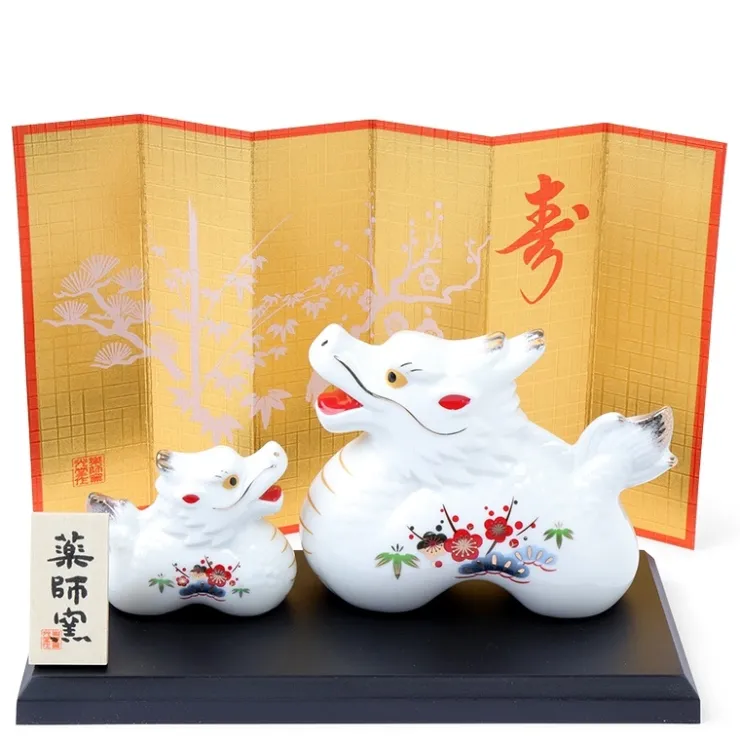 MIYA Company Figurine Dragon White Pair with Screen